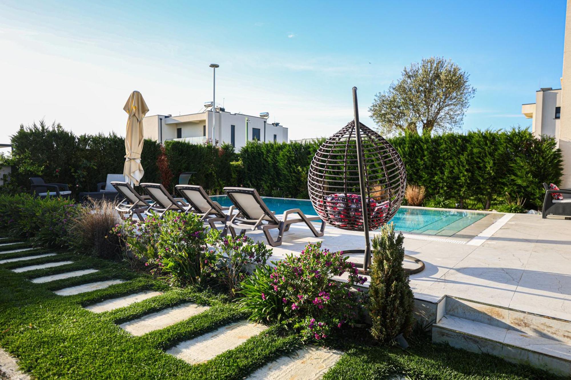 Vila 29 Valamar ดูร์เรส ภายนอก รูปภาพ